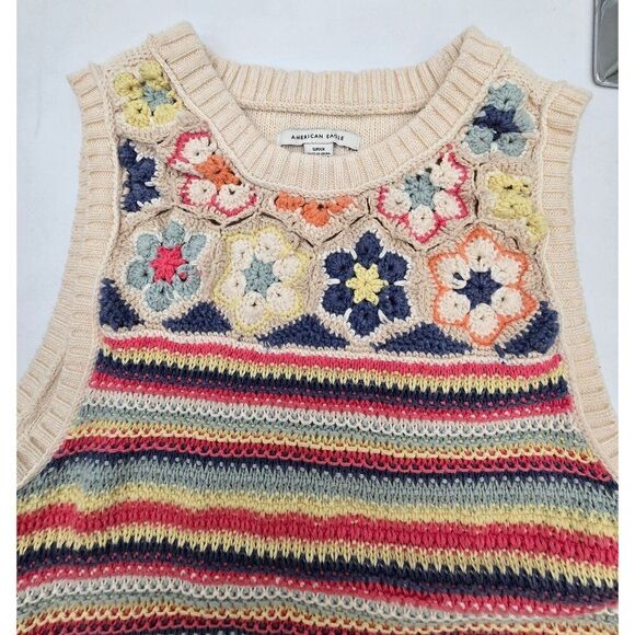 American Eagle Womens Crochet Floral Striped Sleeveless Sweater Vest SP/CH - Picture 4 of 7